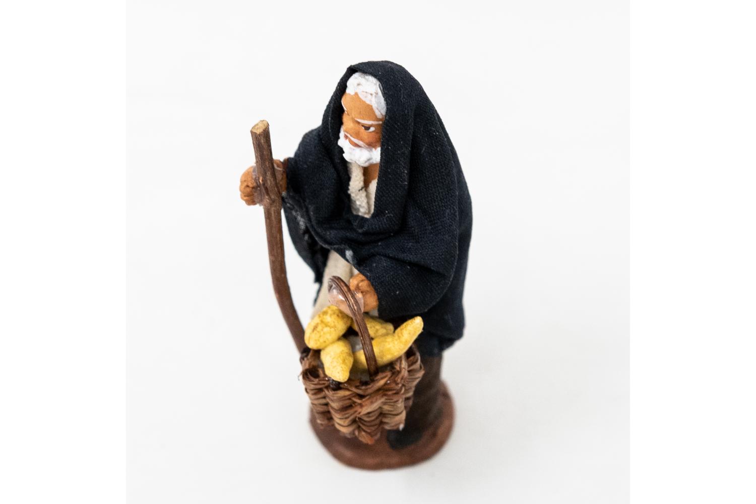 Uomo con cesto e bastone - Fisse Vestite - 7 cm