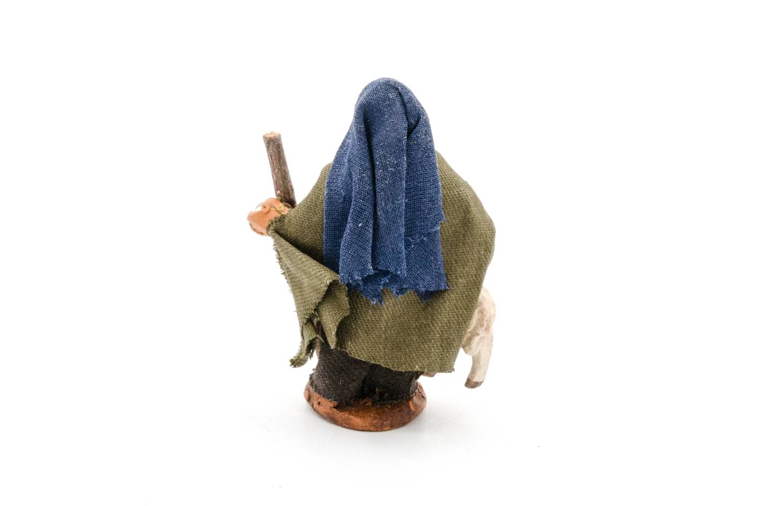 Uomo con Pecora Sotto Braccio - h 4 cm