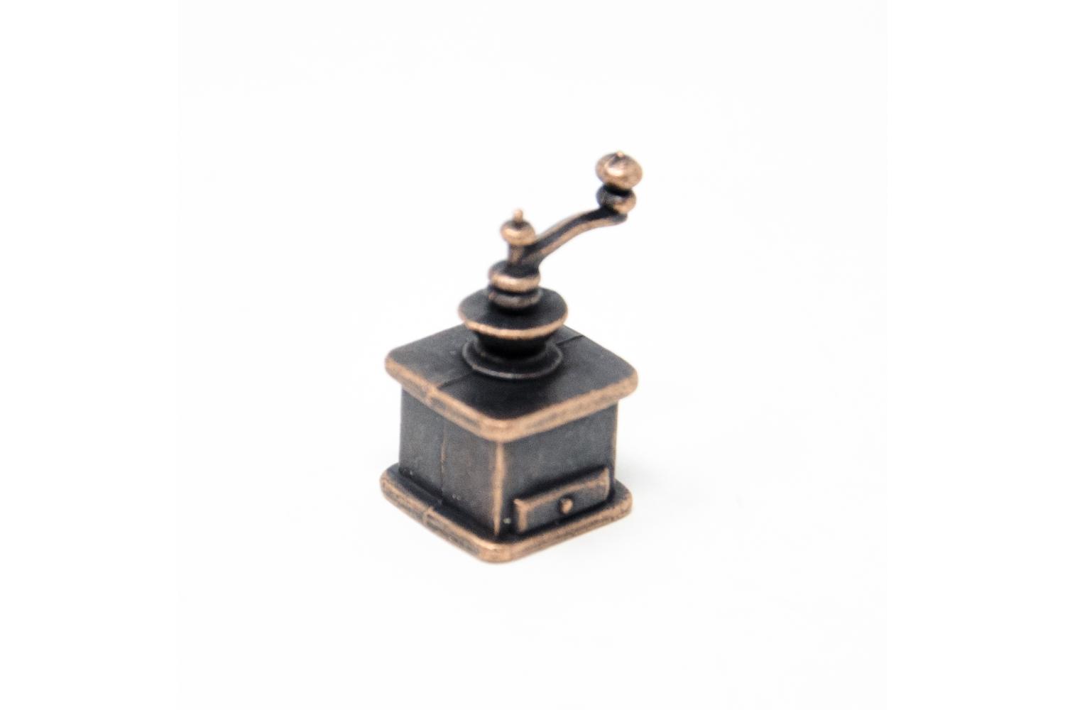 Macinino H 2,5 cm - Accessori Presepe, Cesti, Accessori Casa Macinino H 2,5 cm - Accessori Presepe, Cesti, Accessori Casa