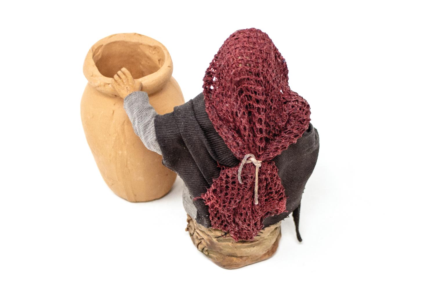 Uomo con anfora - h 14 cm -