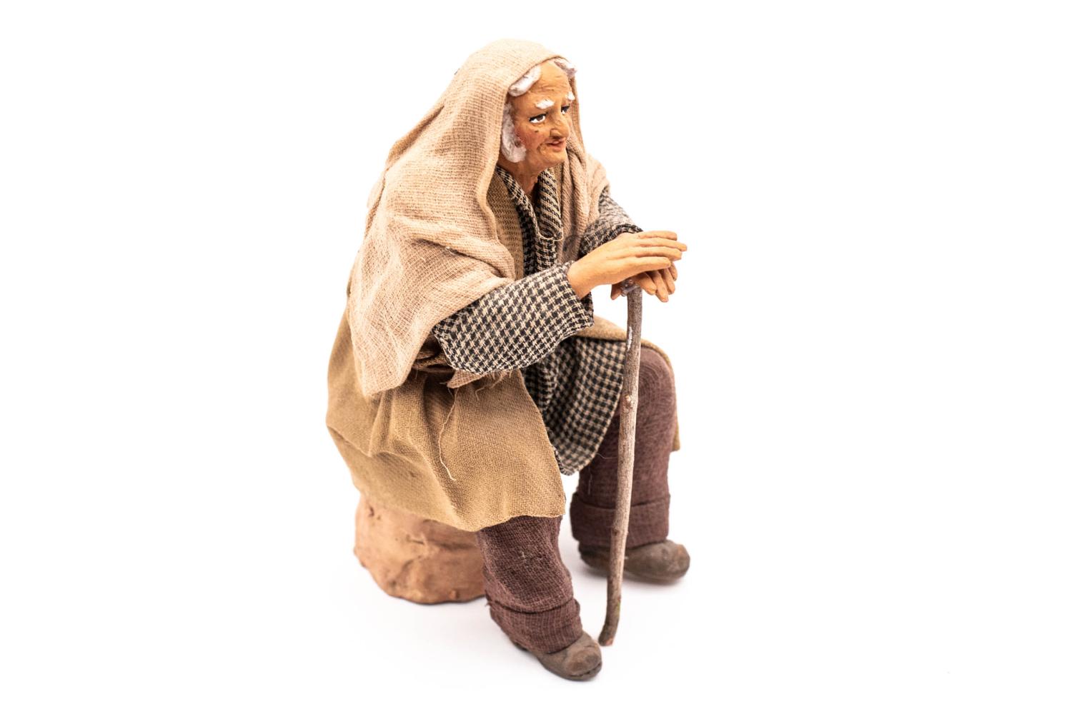 Vecchio seduto con bastone - h 14 cm - Fisse Vestite - 14 cm